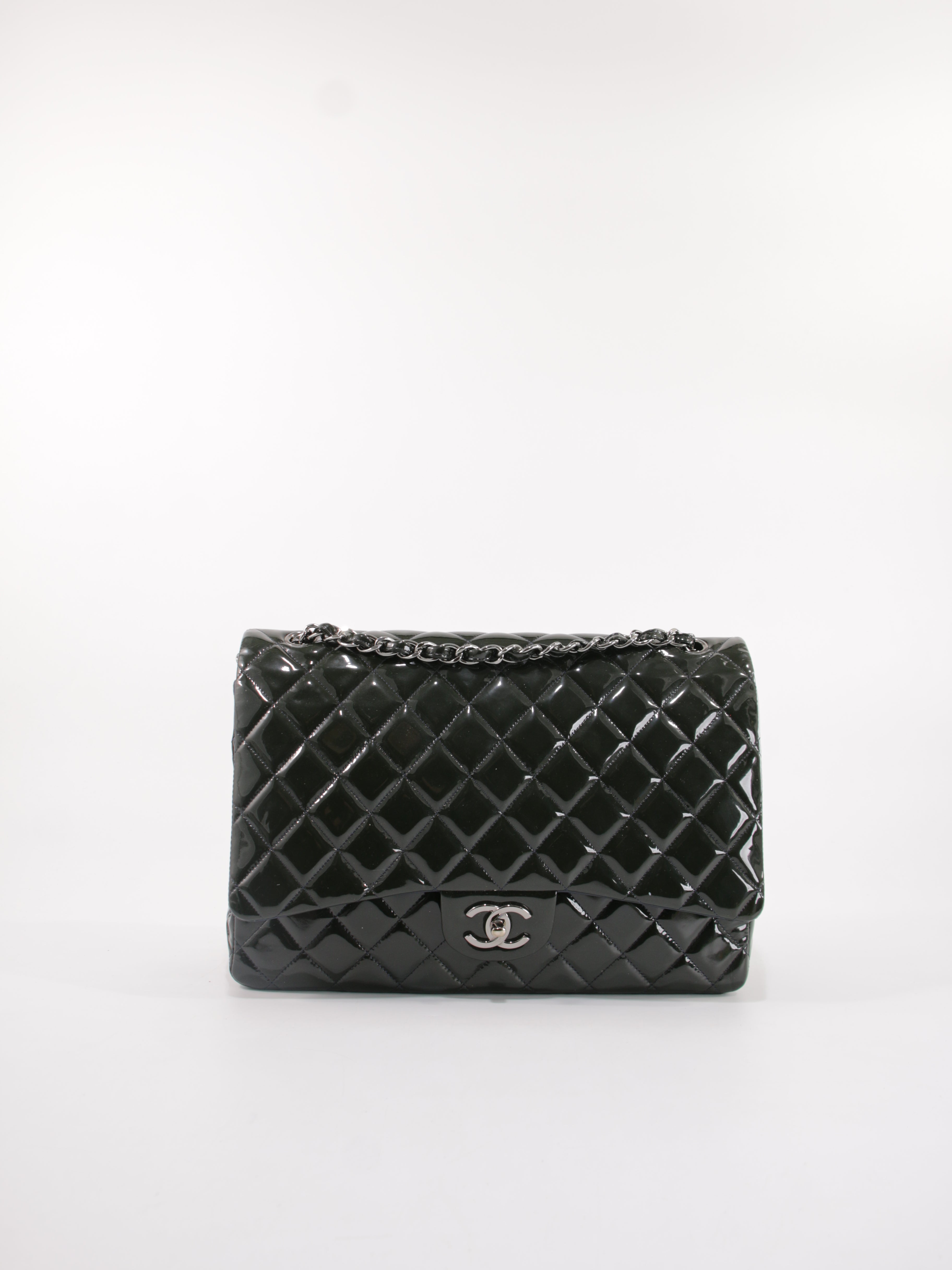 CHANEL - MAXI FLAP