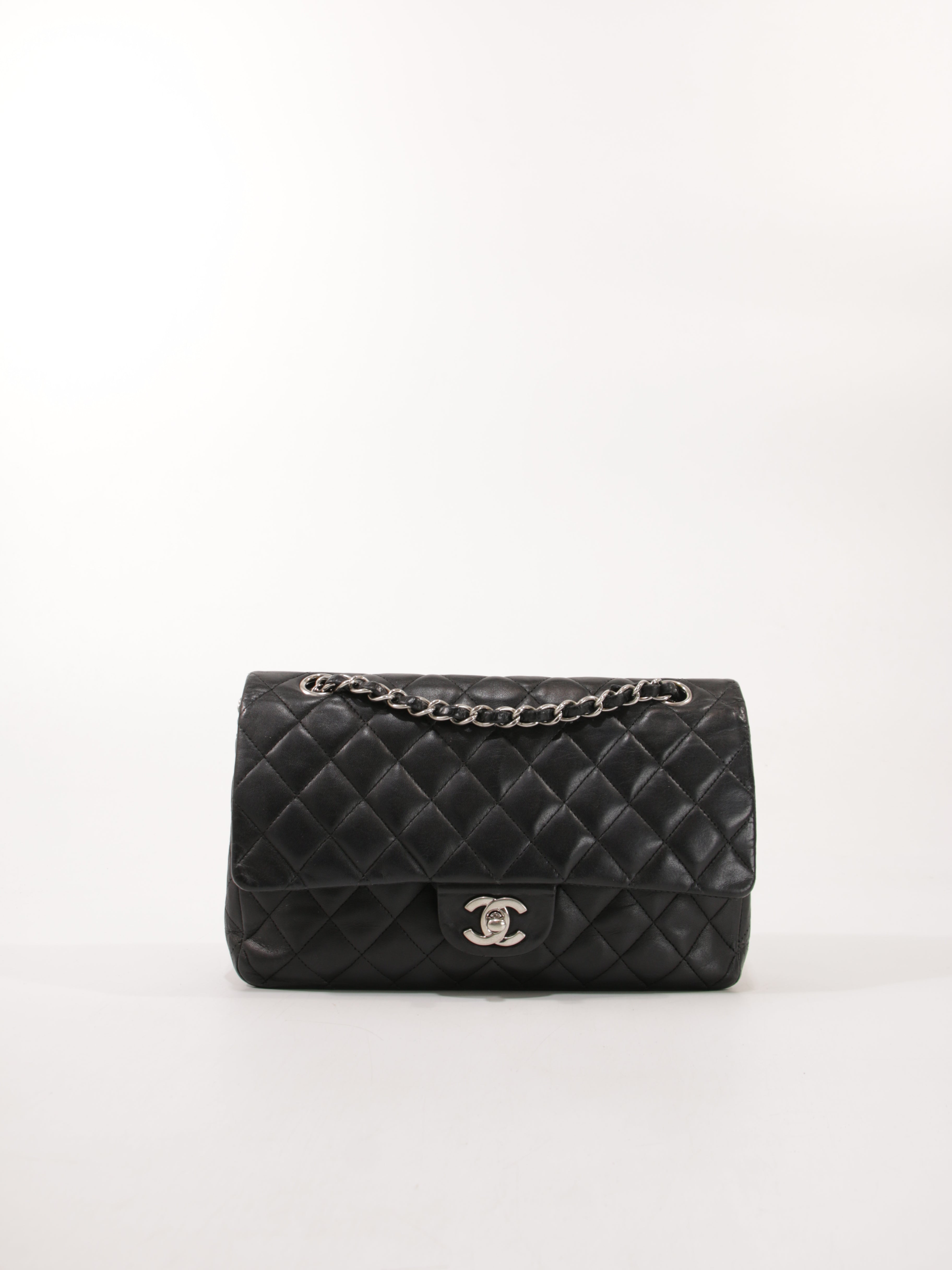 CHANEL - MEDIUM CLASSIC FLAP