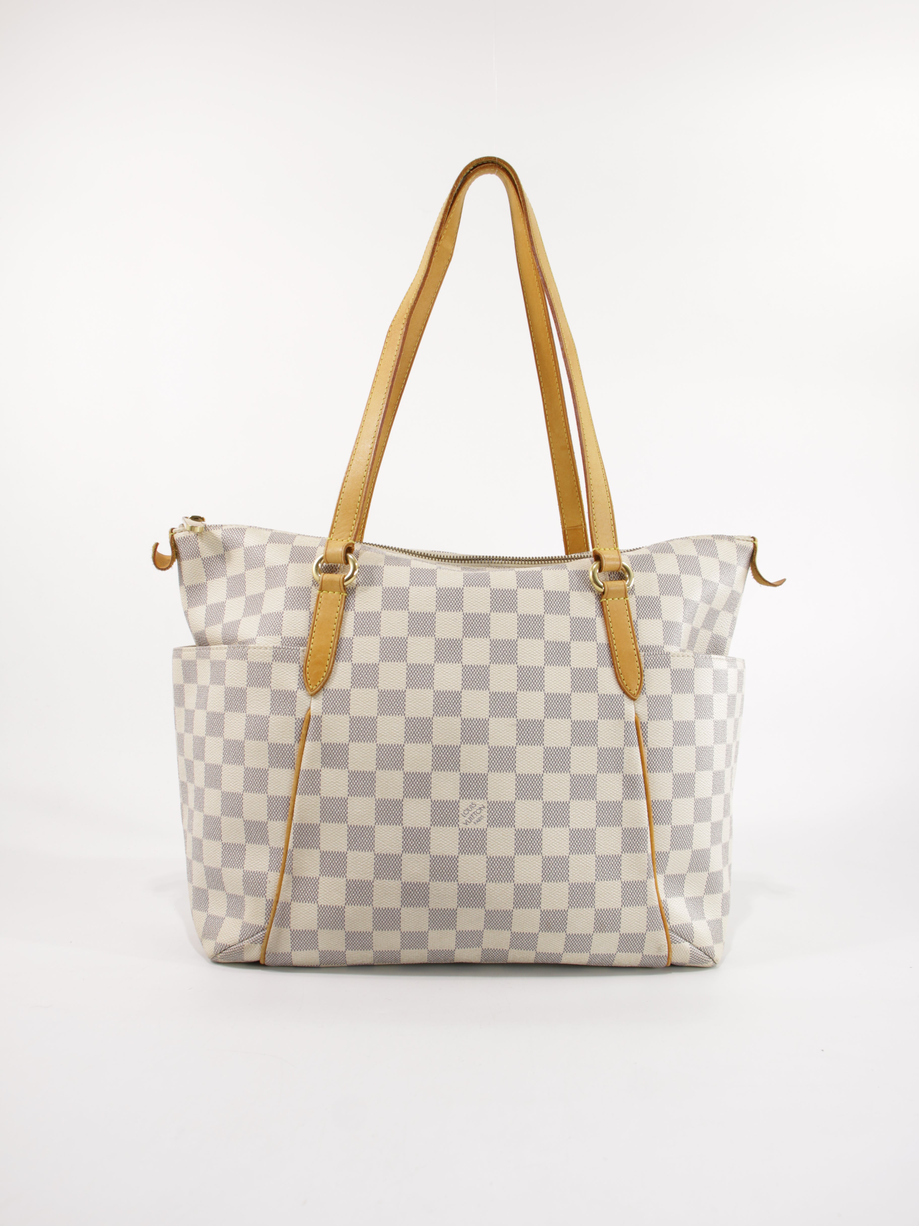 LOUIS VUITTON - TOTALLY MM