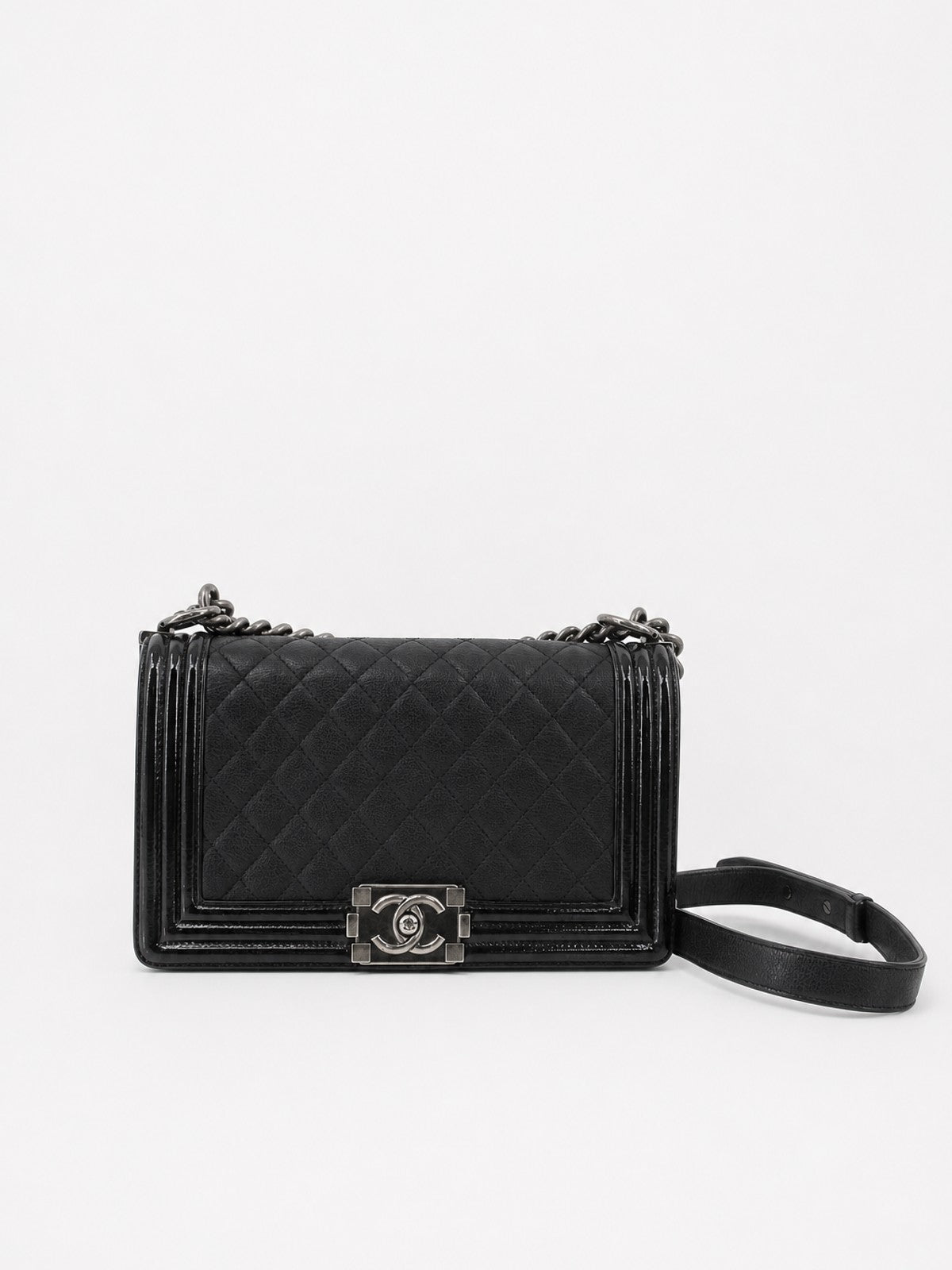 CHANEL - Boy