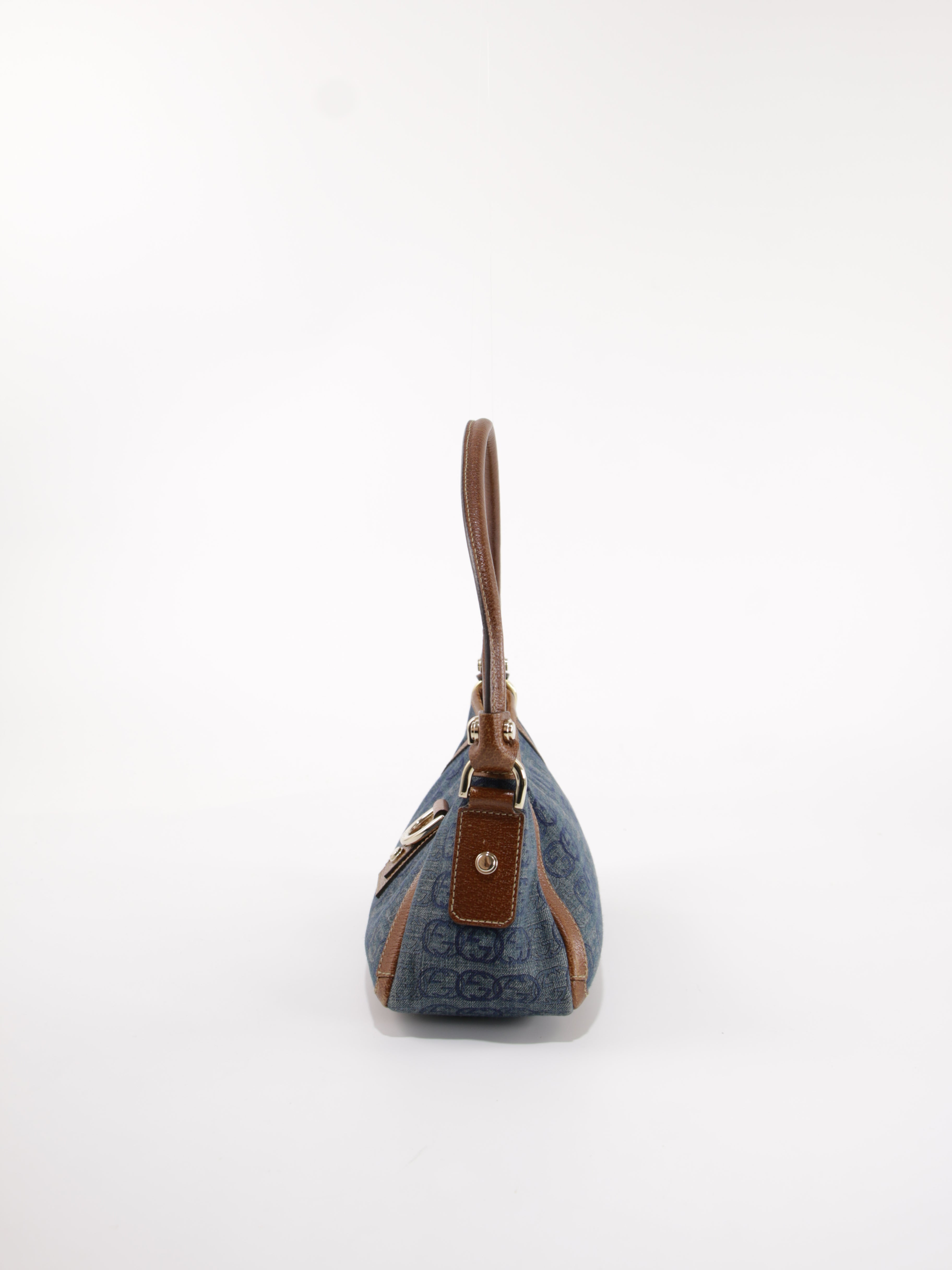 Abbey D-Ring Pochette