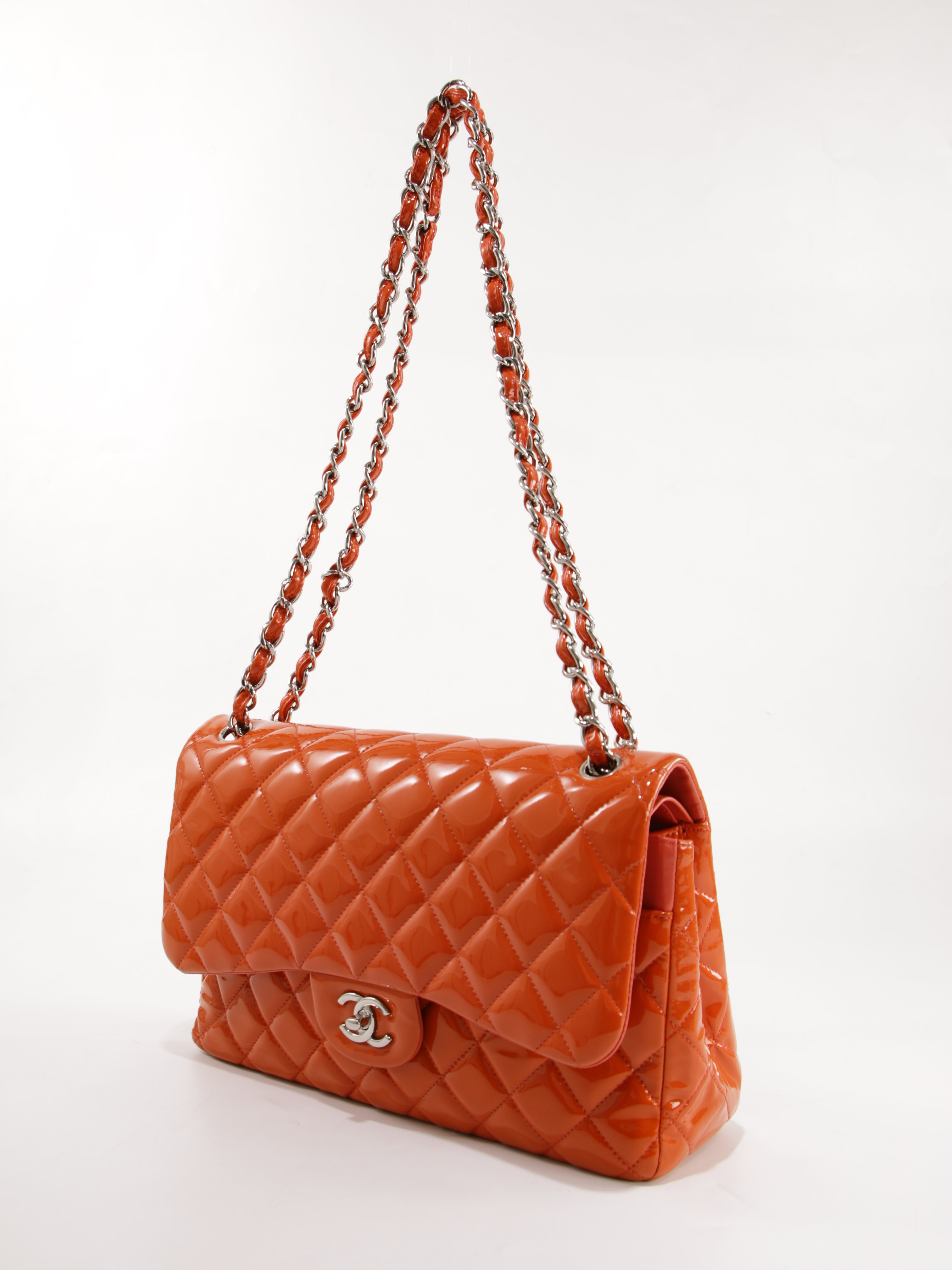 Jumbo Classic Flap