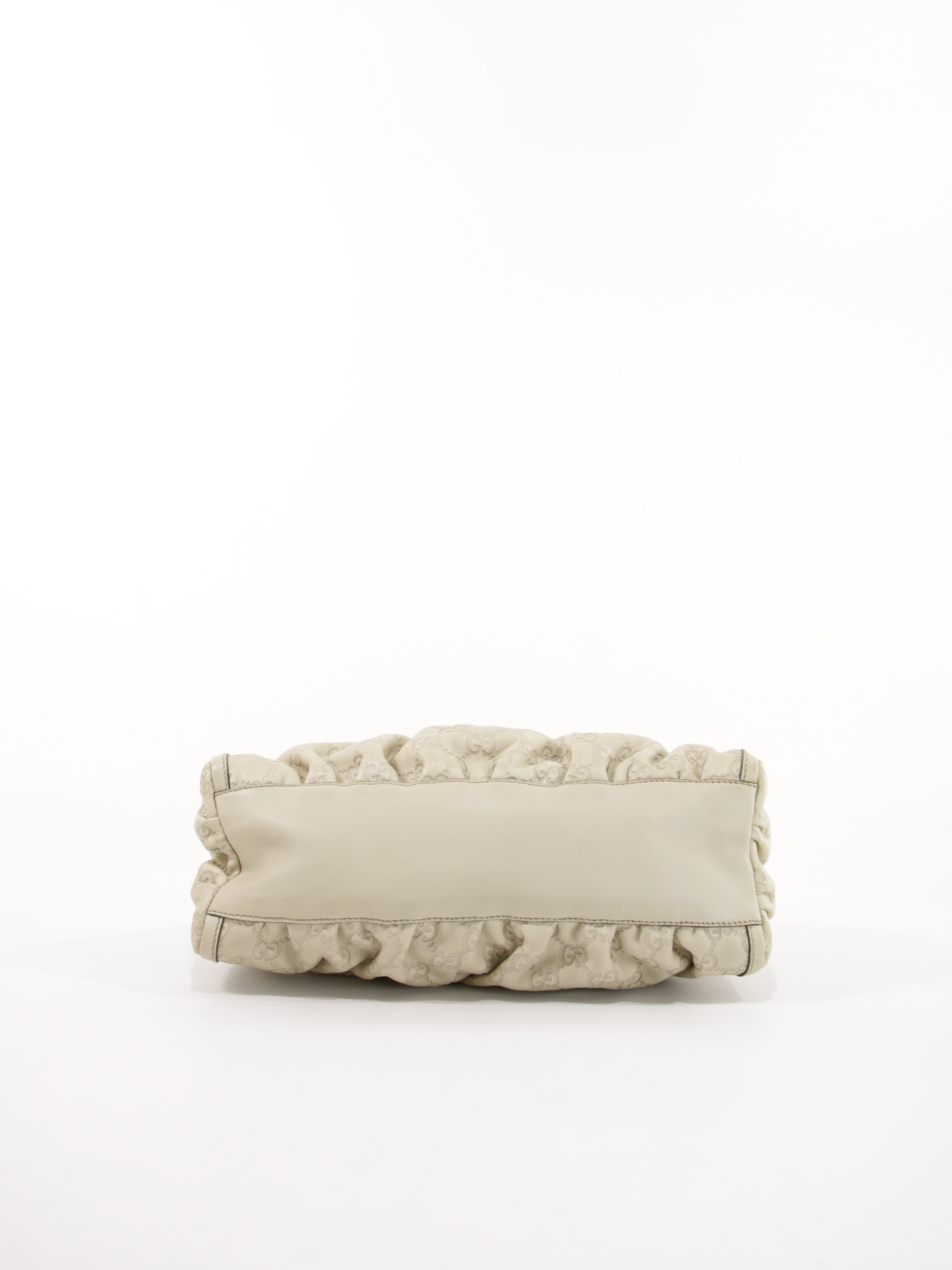 Abbey D-Ring Small