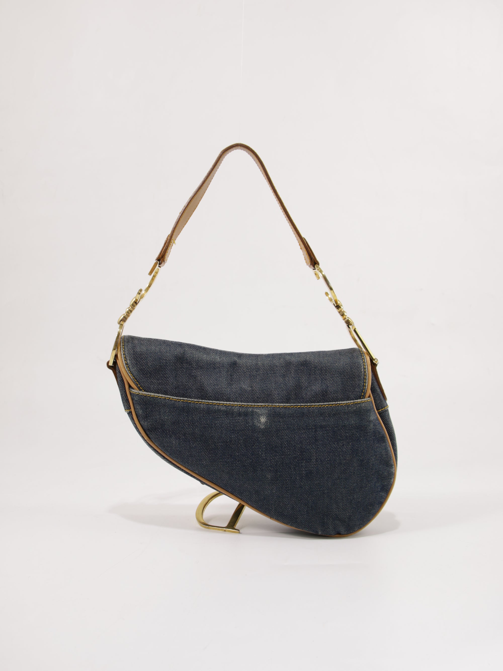 Saddle