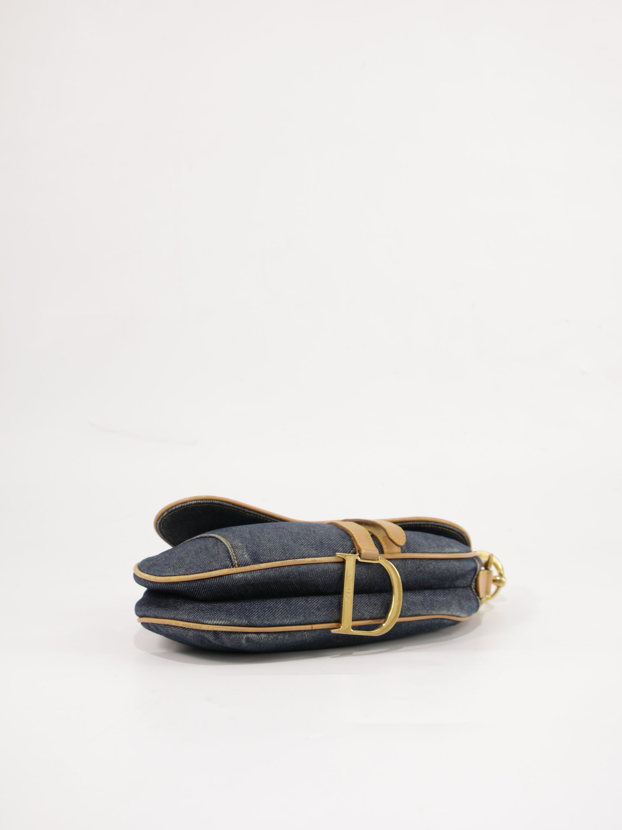 Saddle