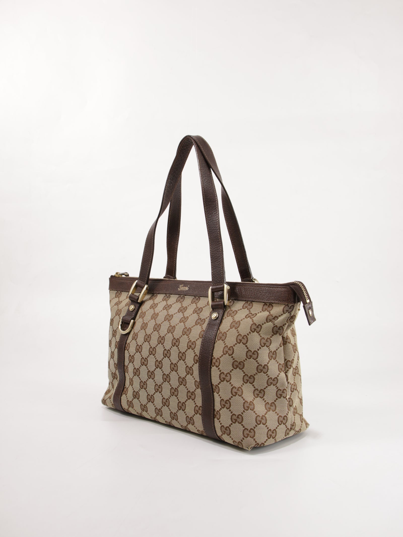 Abbey zip tote