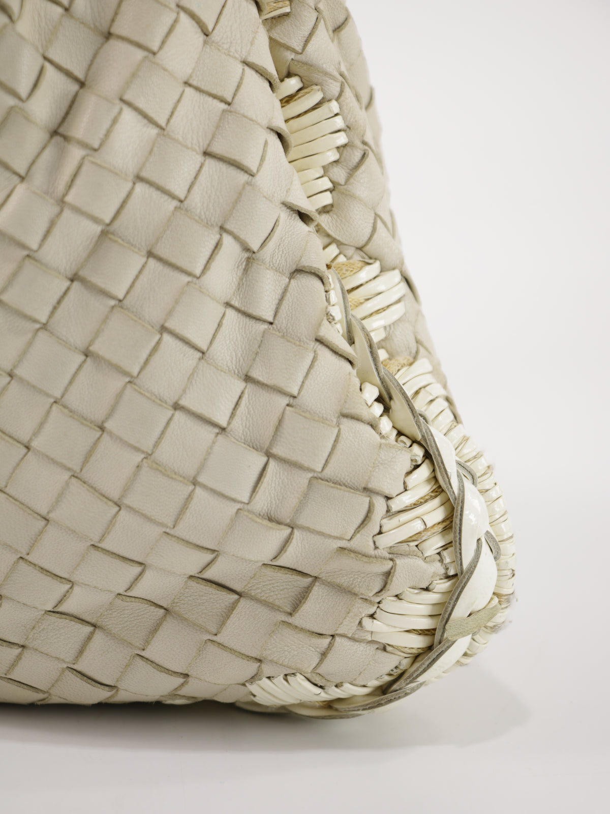 Bottega Veneta Medium Hobo