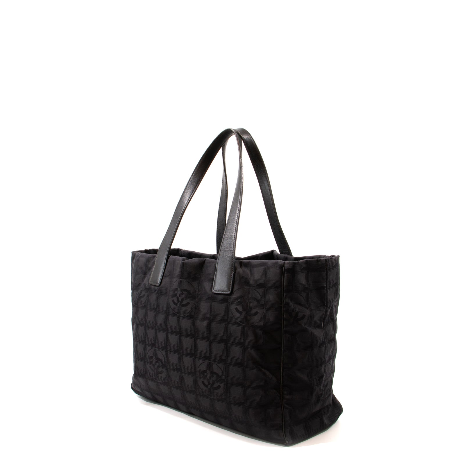 Medium New Travel Line Tote