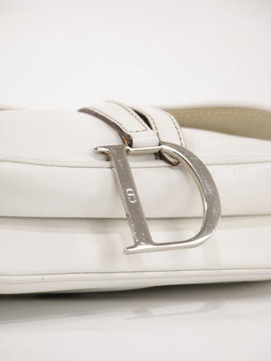 Saddle