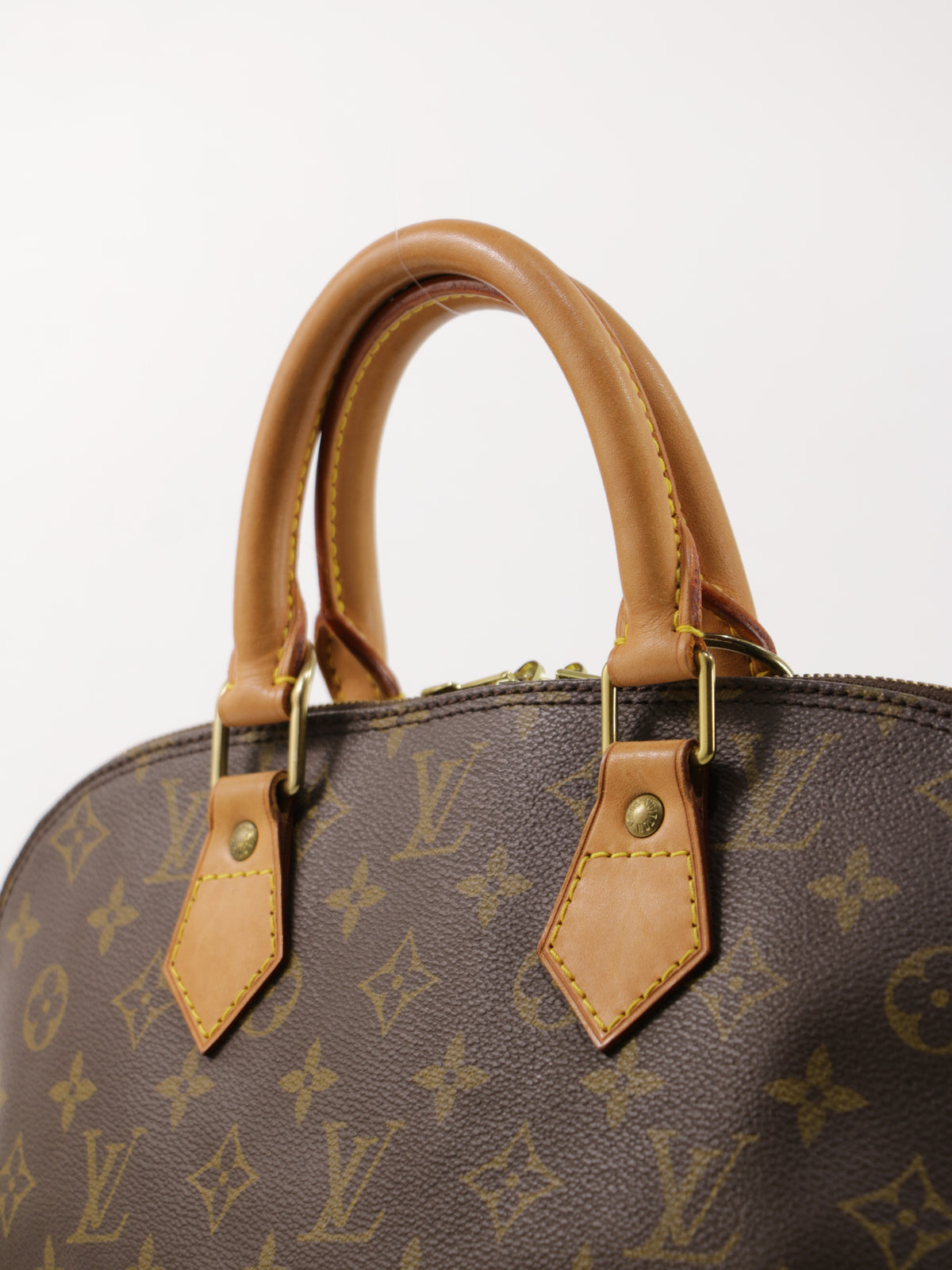 Louis Vuitton Alma PM