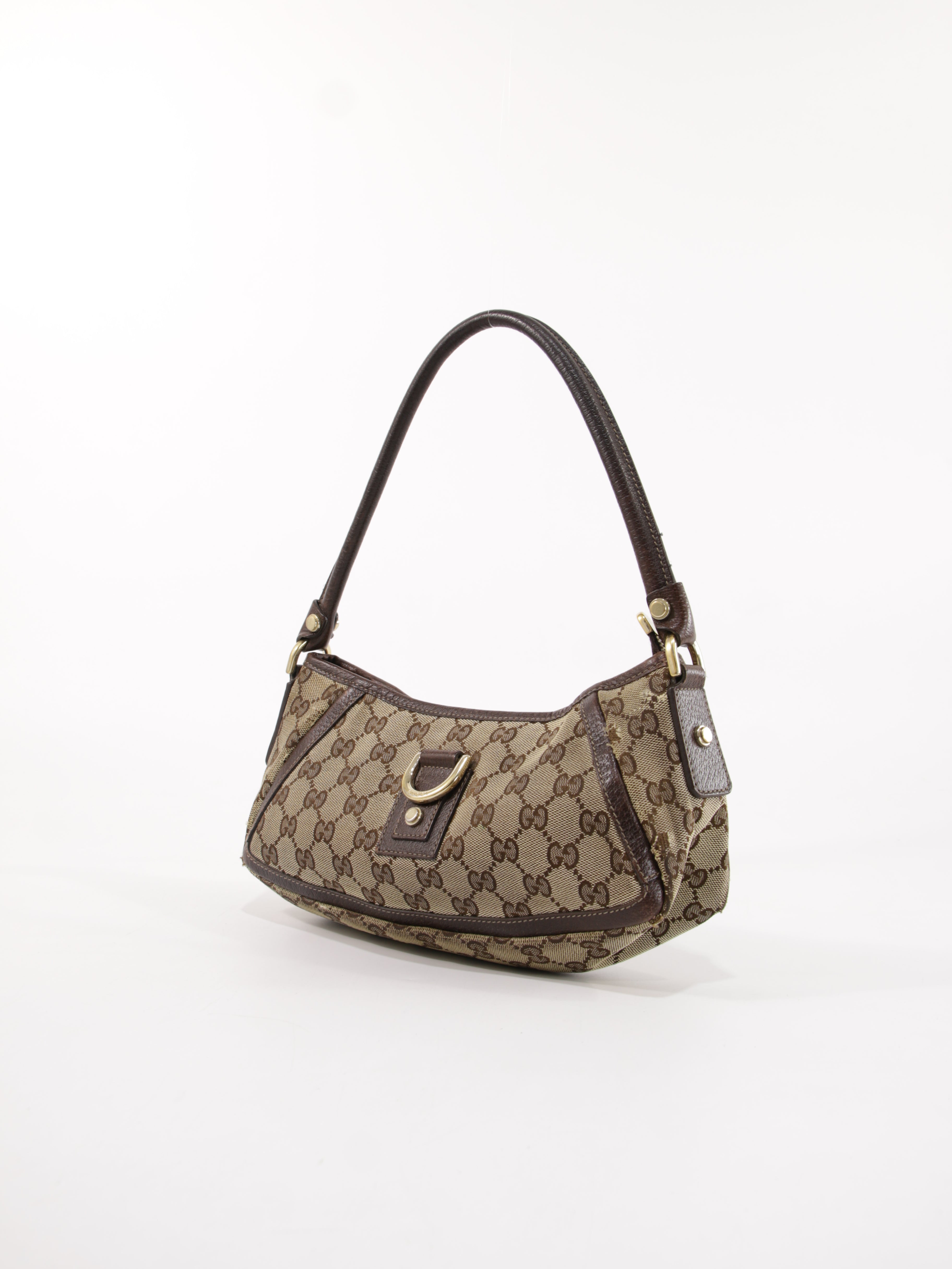 Abbey D-Ring Pochette