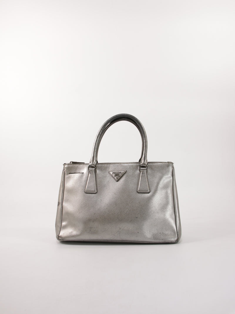 Prada - medium galleria