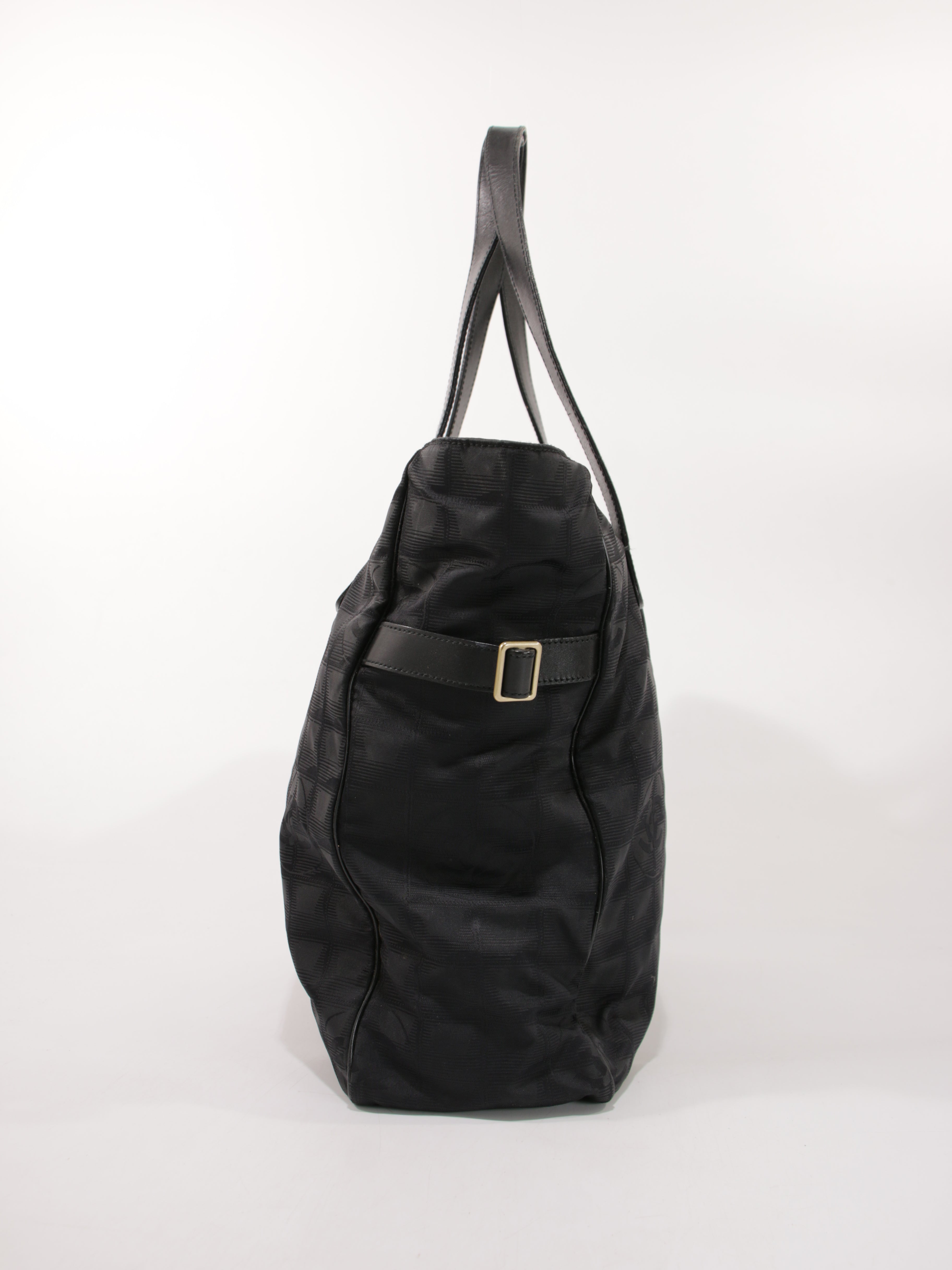 Large Travel Line Tote