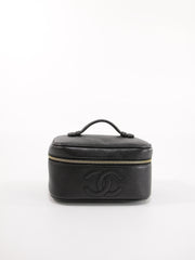 Cosmetic pouch