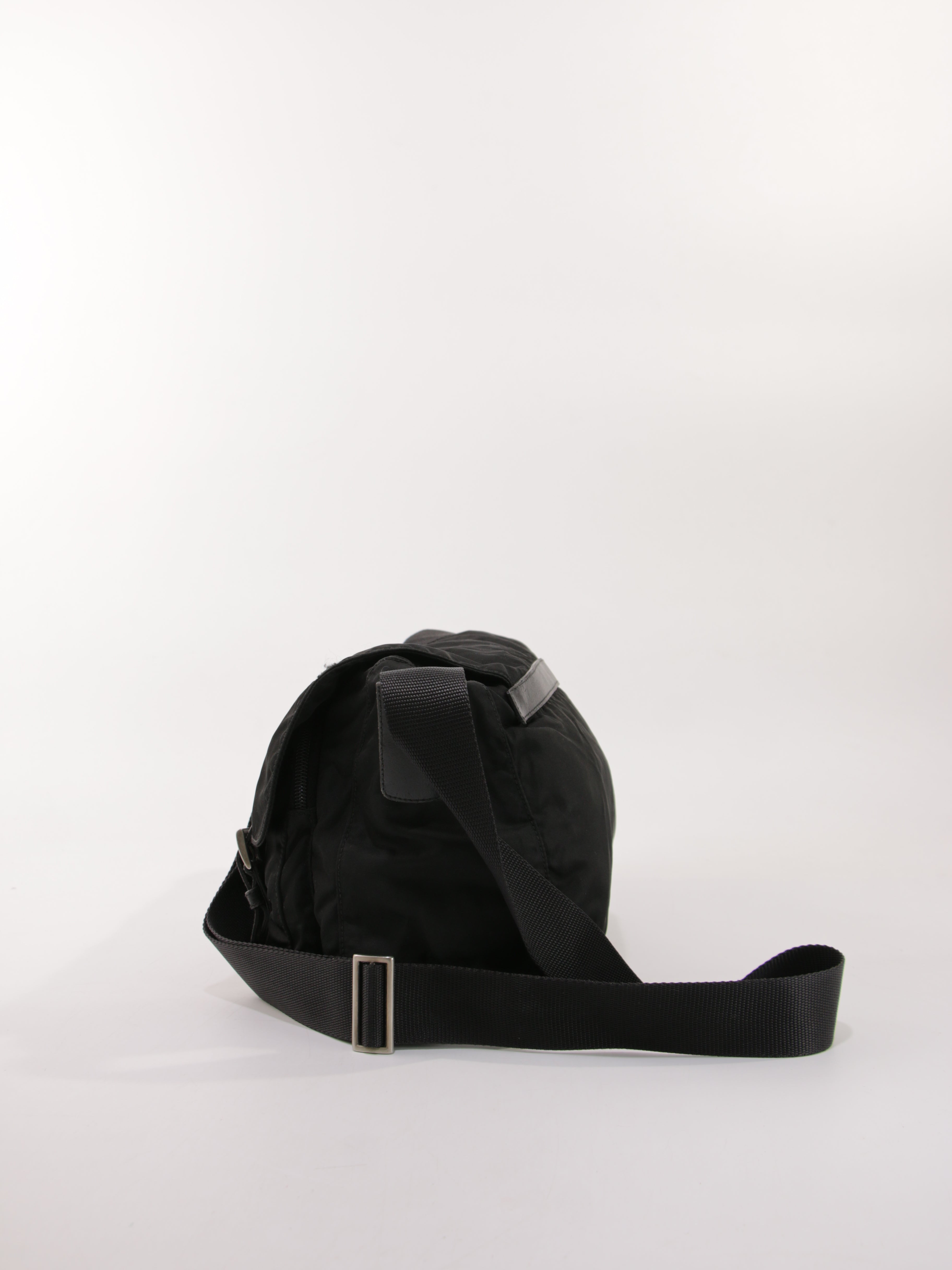 Double Buckle Messenger