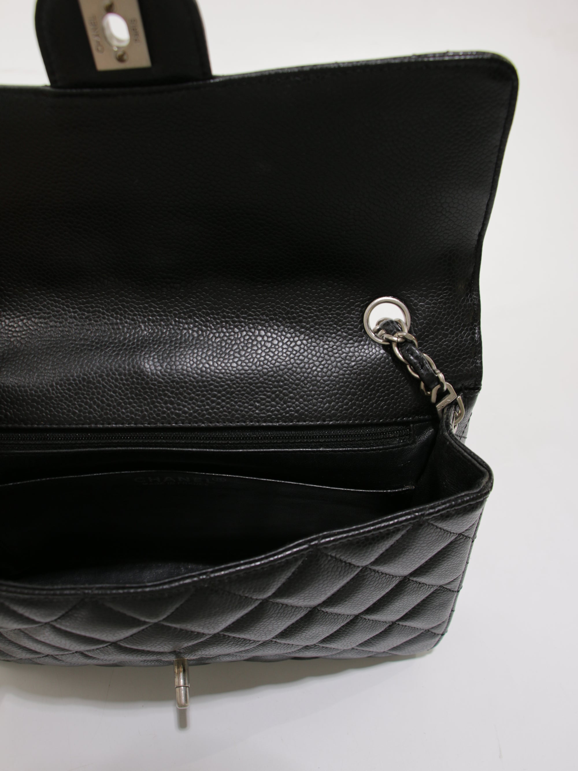 Medium Single Flap