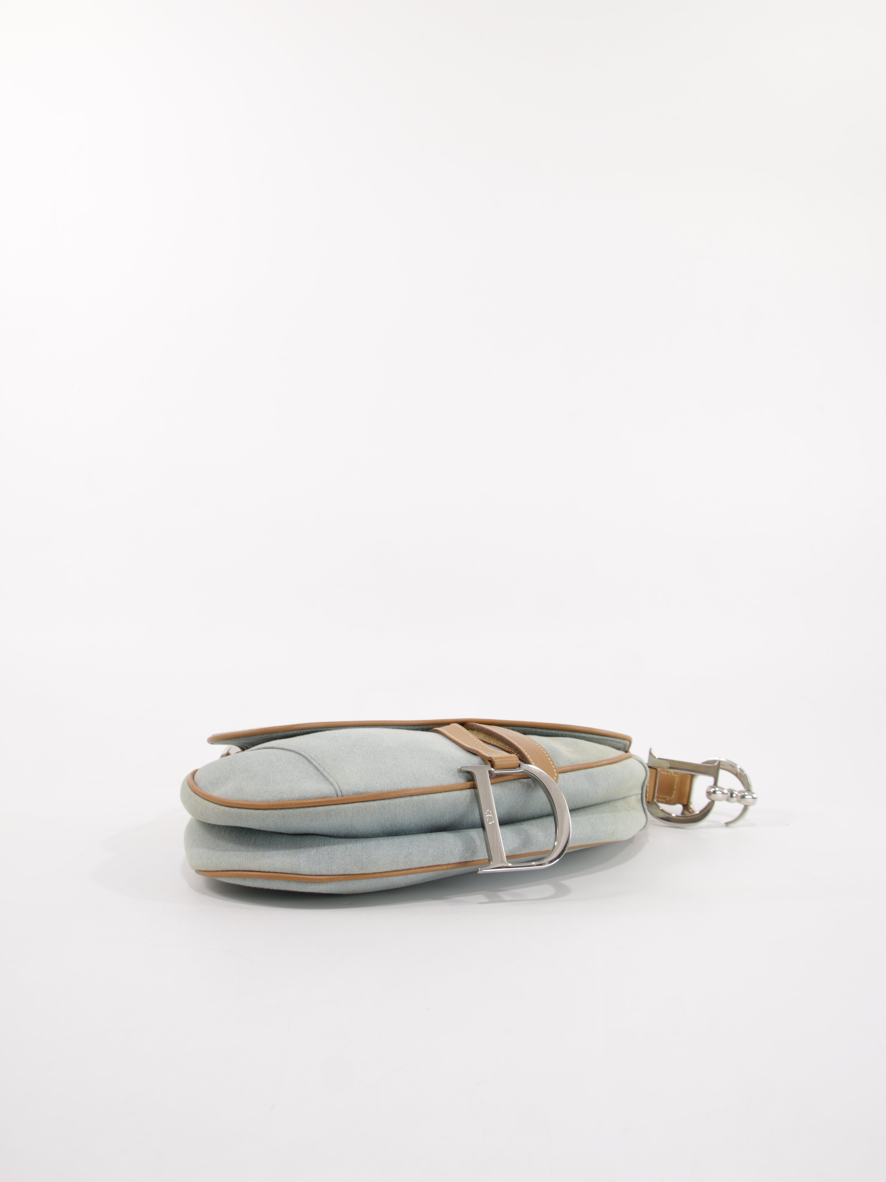 Saddle
