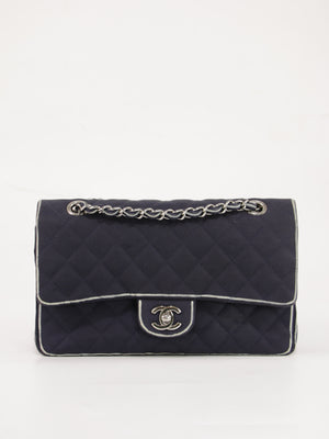 Medium Classic Flap