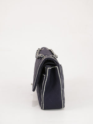 Medium Classic Flap