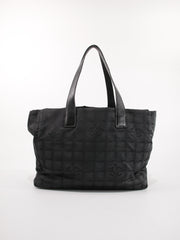 Medium New Travel Line Tote
