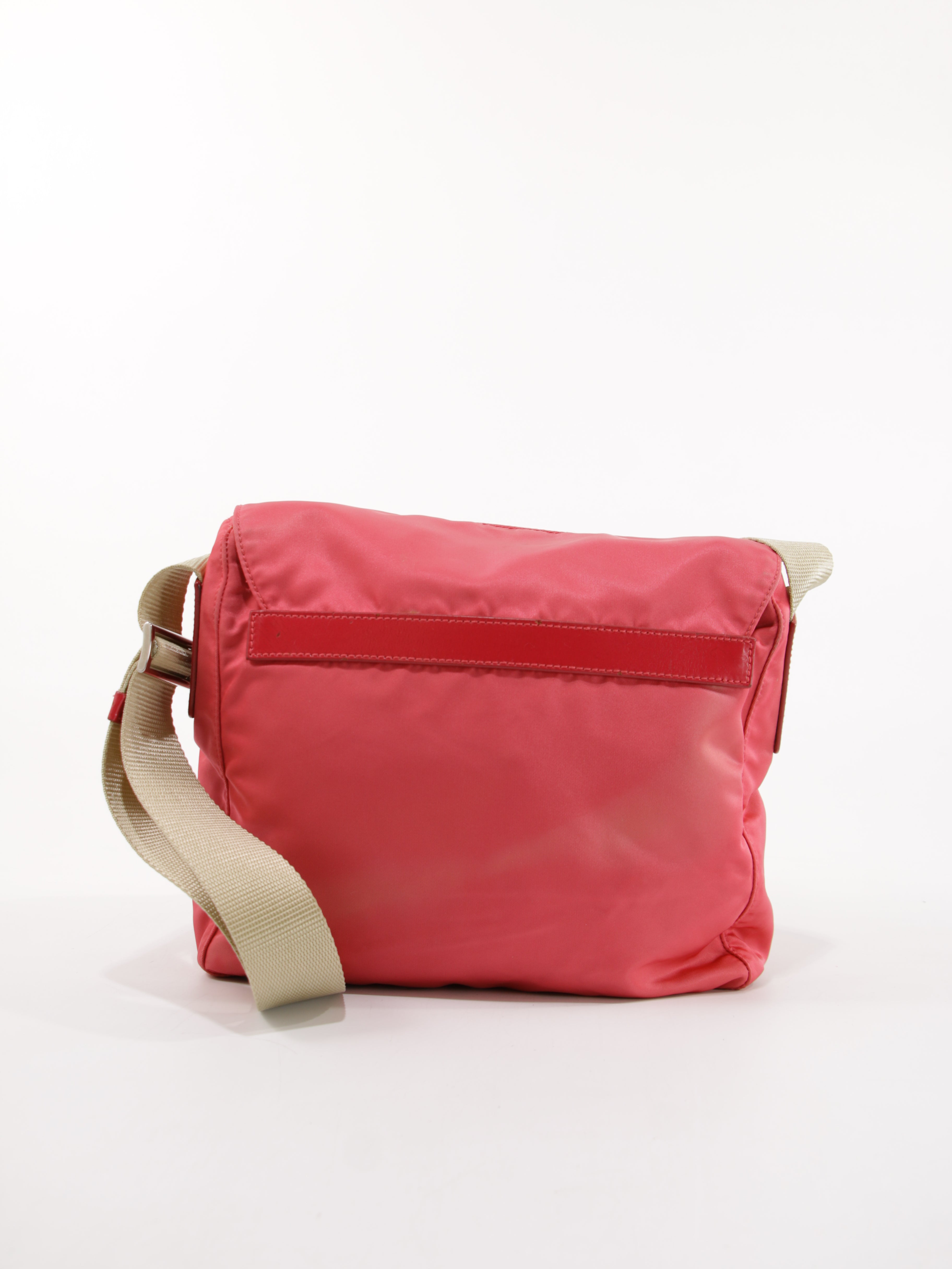 Single Buckle Messenger