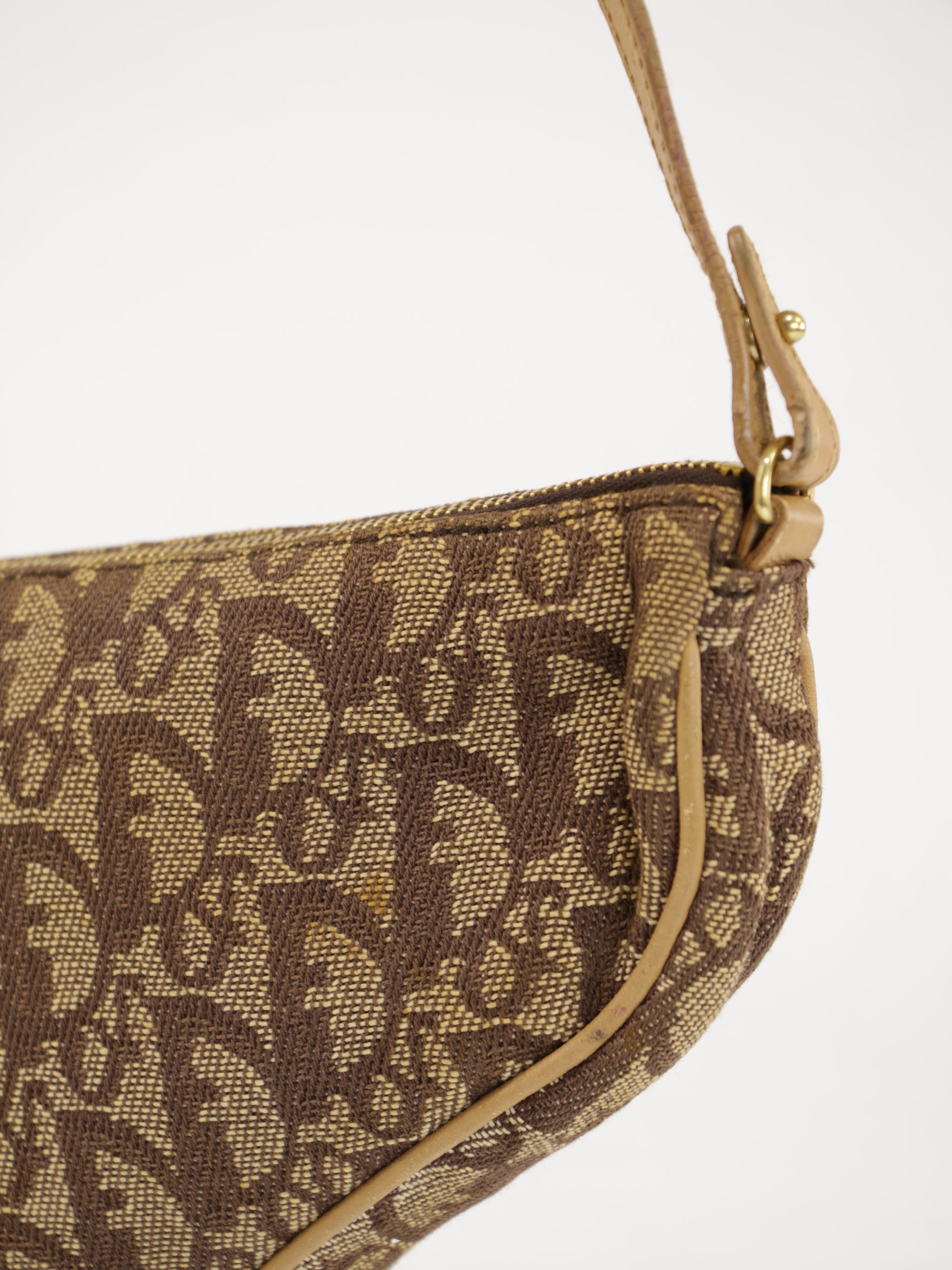 Saddle Pochette