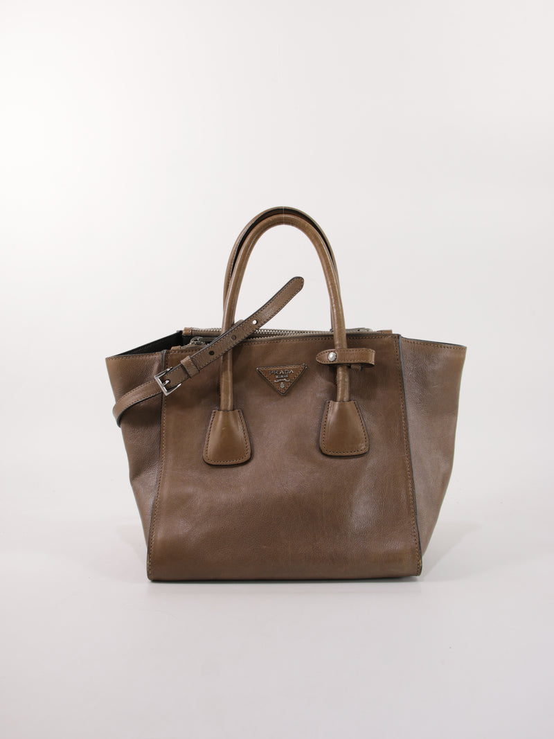 Prada - twin pocket