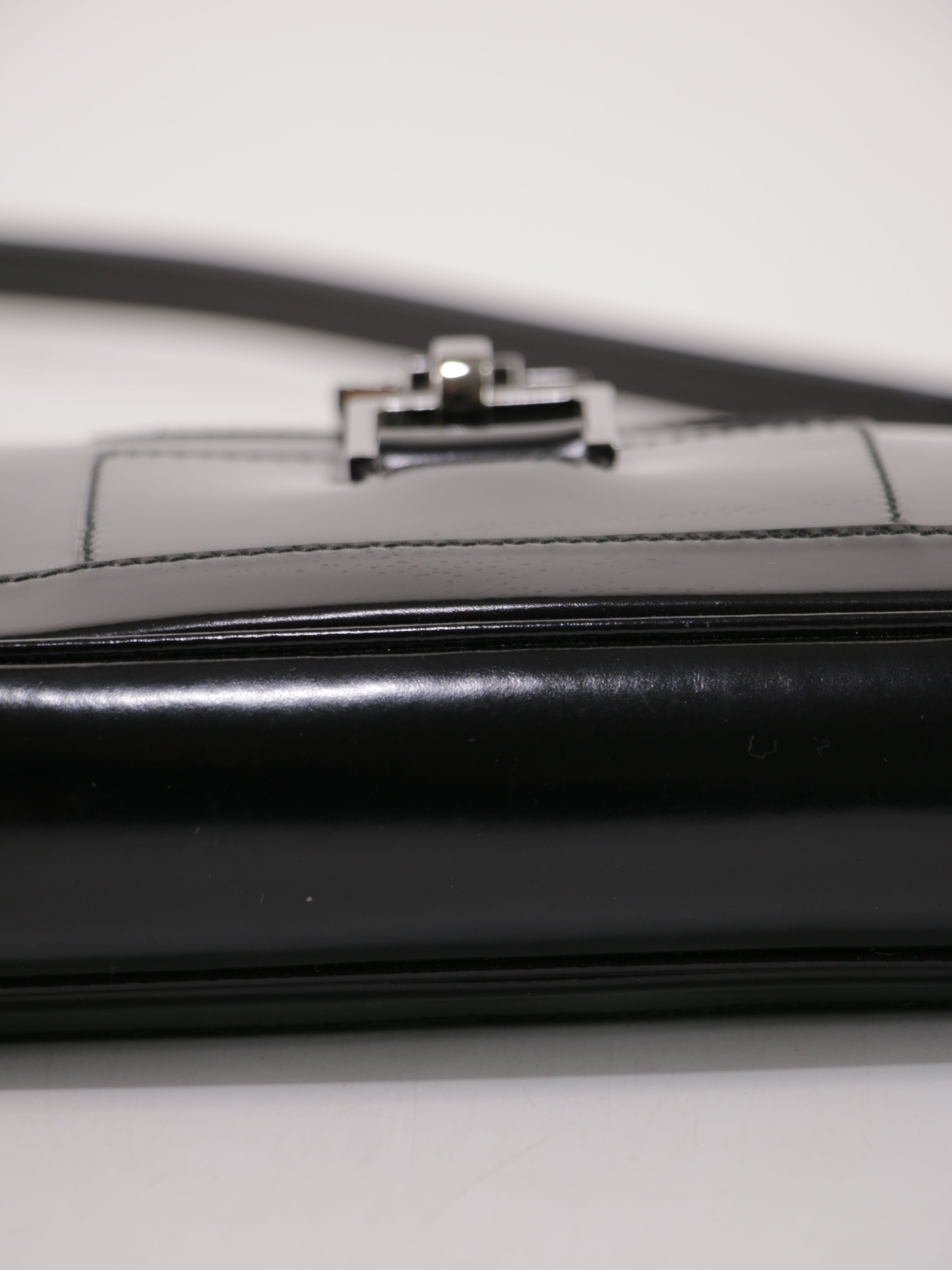 Gucci Shoulder Bag