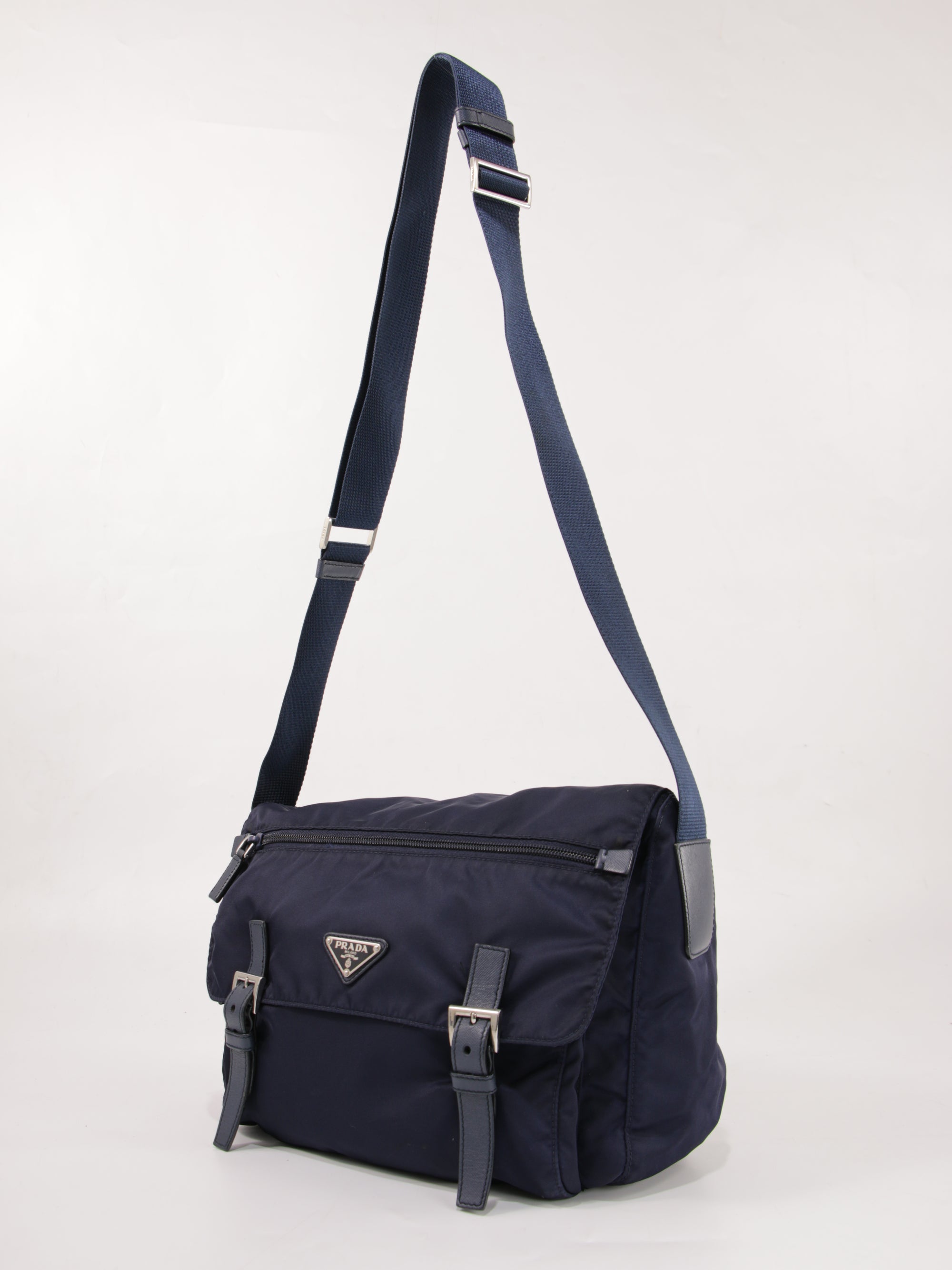 Double Buckle Messenger