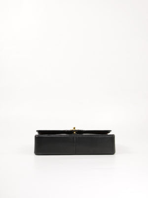 Medium Classic Flap