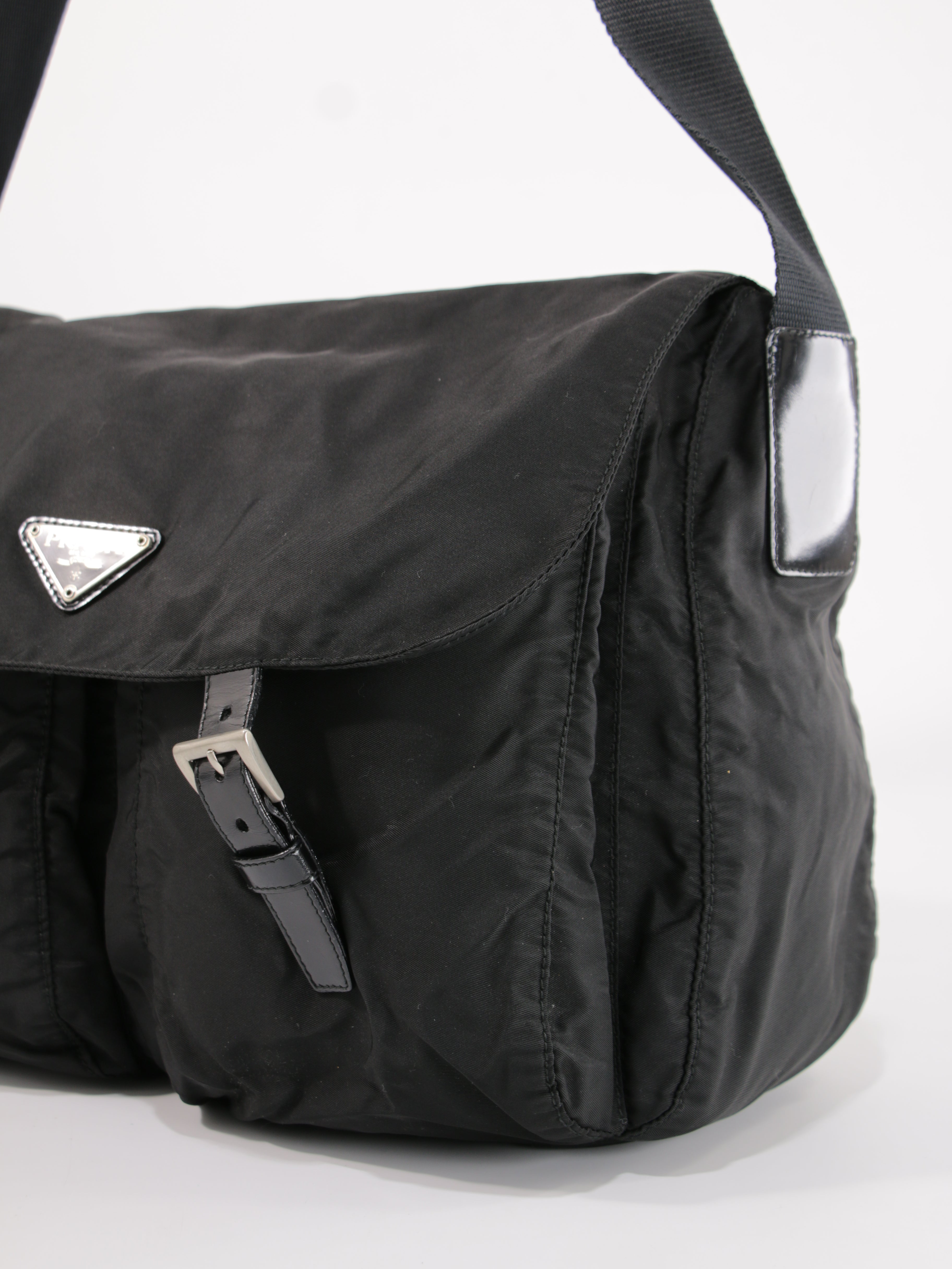 Double Buckle Messenger