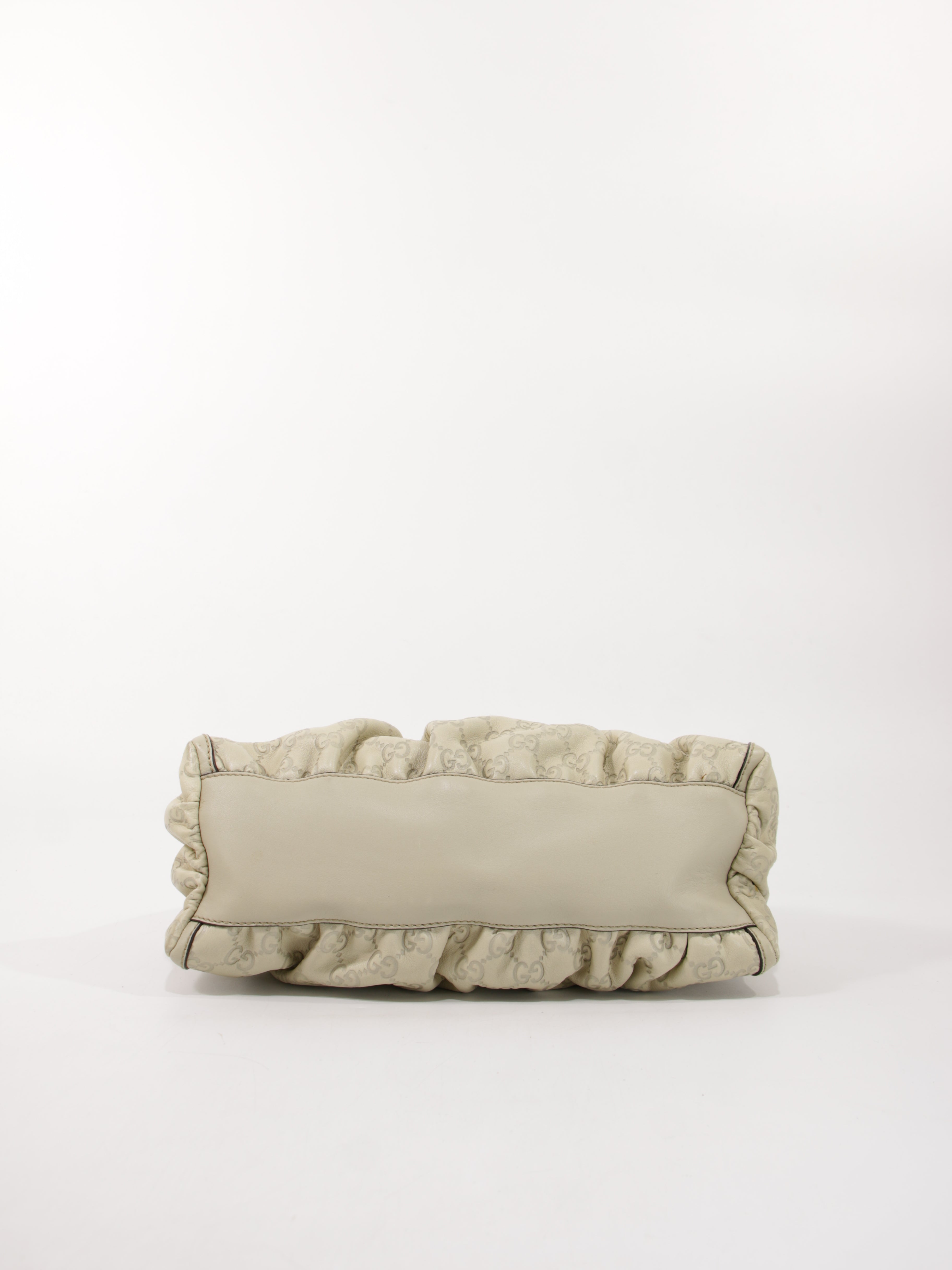 Abbey D-Ring Small