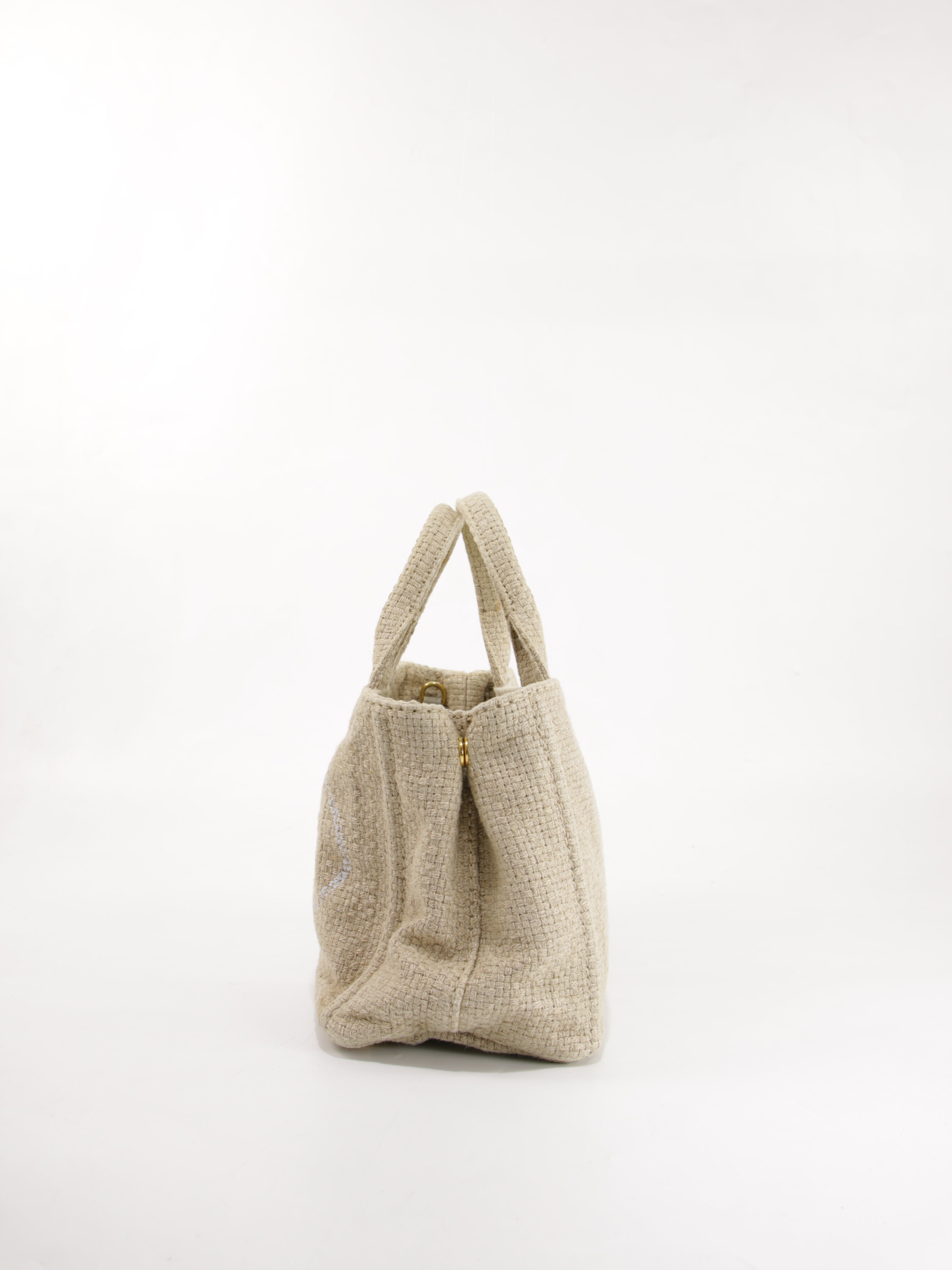 Small Canapa