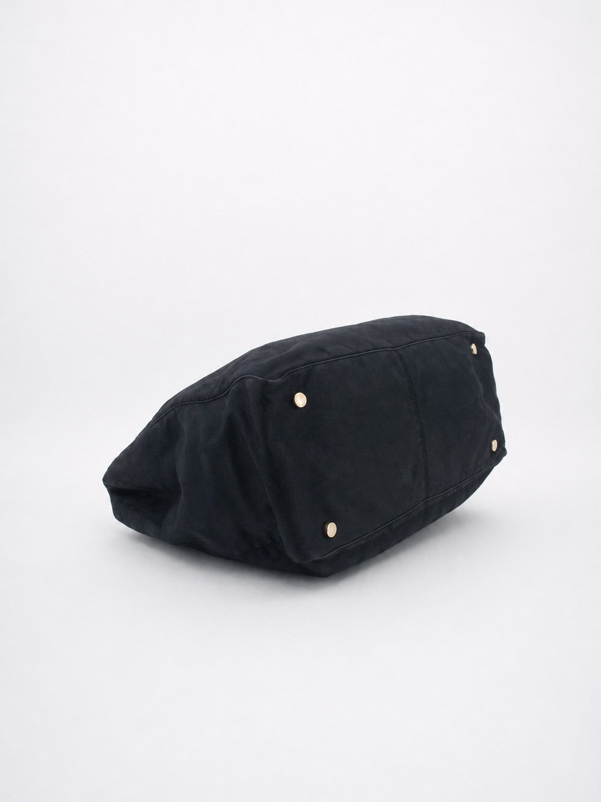 Medium New Travel Line Tote