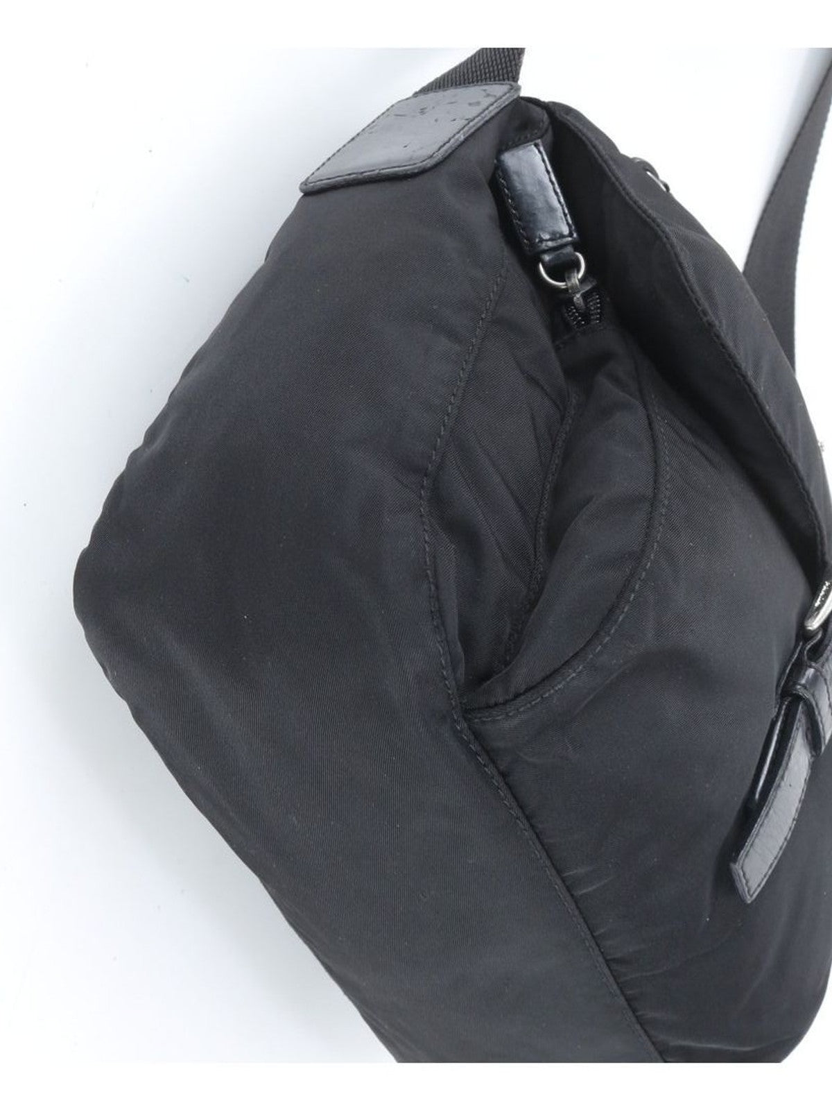 Single Buckle Messenger