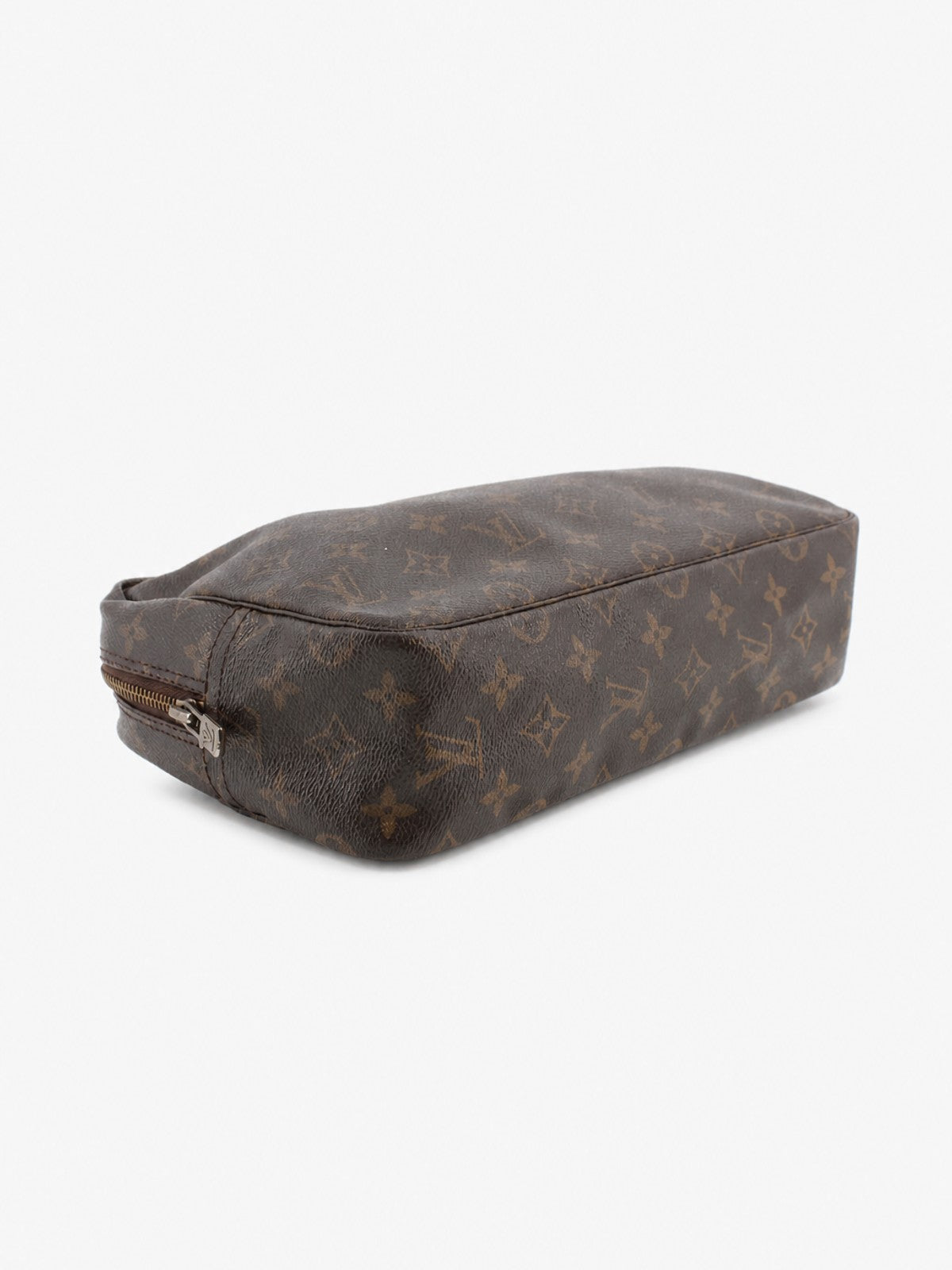 Cosmetic pouch