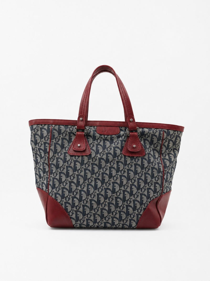 CHRISTIAN DIOR SHOULDER BAGS