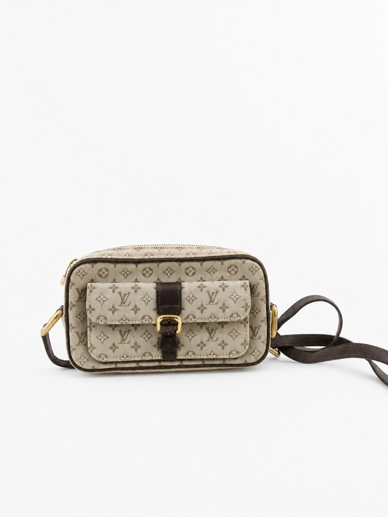 Bags under 535 eur.
